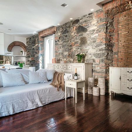 Stunning Central Como Apt By Joivy Exterior foto